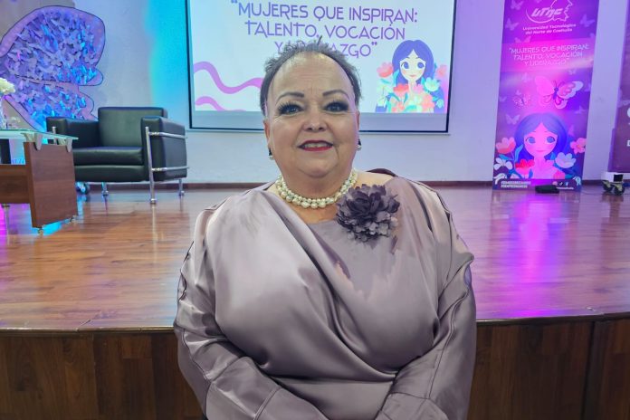 Esperanza Chapa, Rectora de la UTNC