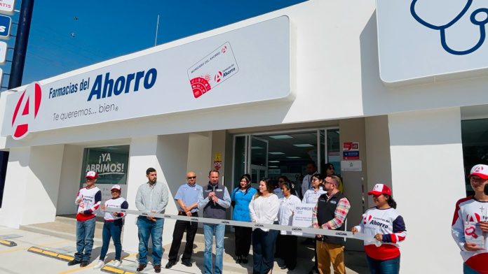 Inauguran segunda sucursal de Farmacias del Ahorro