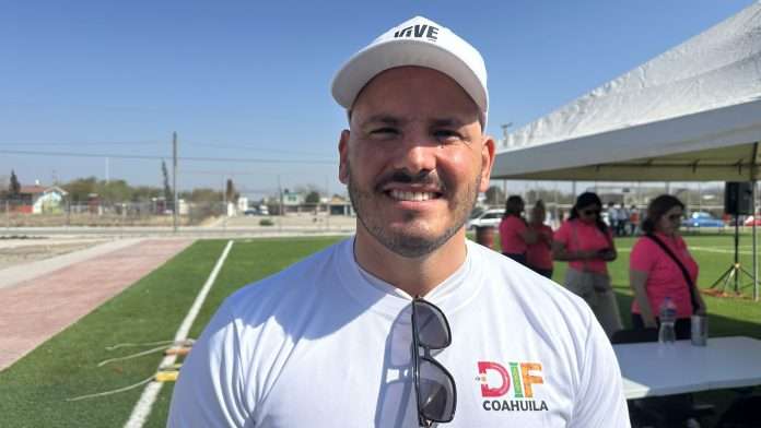 Informa Diego Siller del programa de implantes cocleares en Coahuila para niños con discapacidad auditiva