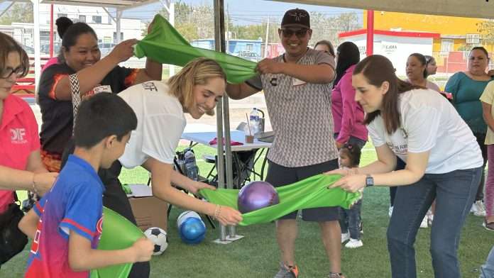 Celebración del Día de la Familia en Monclova con autoridades municipales
