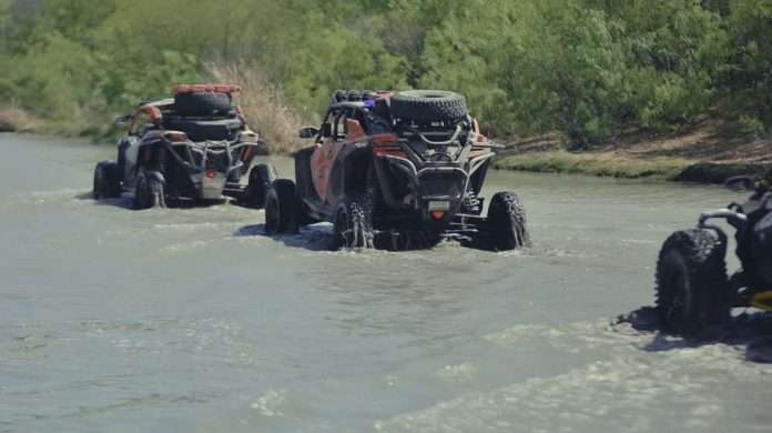 Pilotos participando en la Ruta Candelillazo Off Road 2026 en Candela Coahuila
