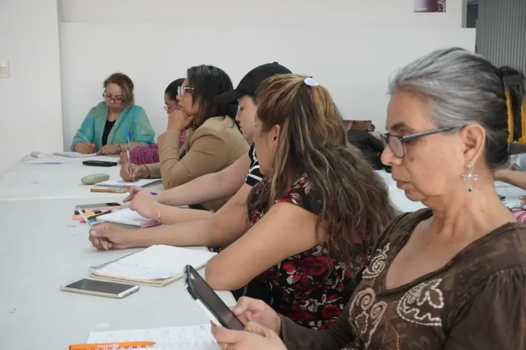 Impulsan autonomía económica de las mujeres, a través del curso “Finanzas que empoderan”