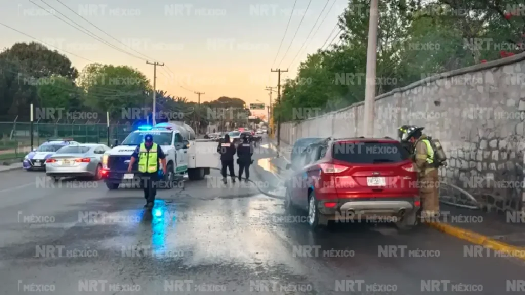 Incendio camioneta en Monclova