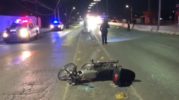 Muere joven en motocicleta