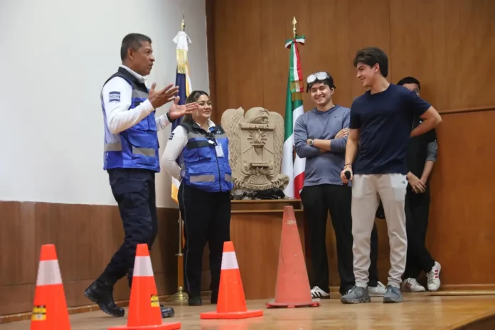 Promueven una movilidad más segura y ordenada con taller de Educación Vial
