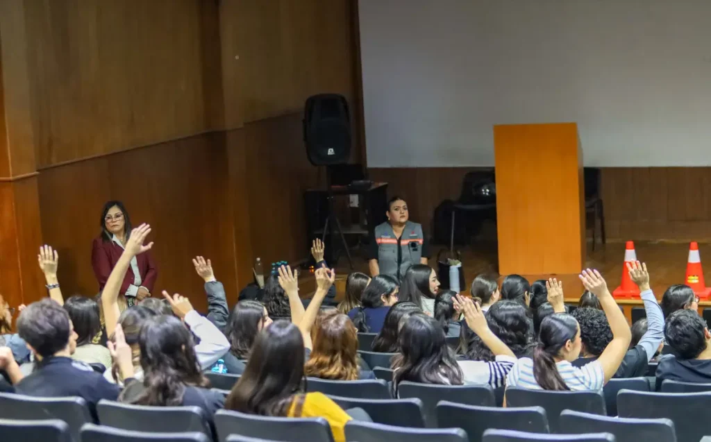 Promueven una movilidad más segura y ordenada con taller de Educación Vial