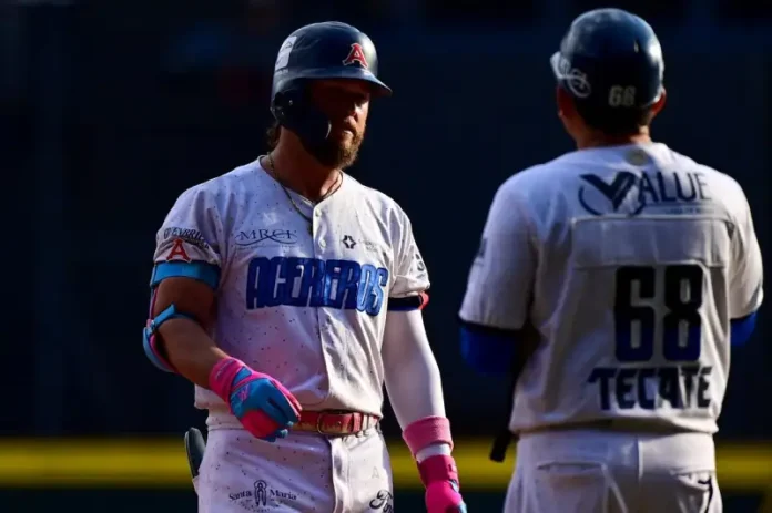 Rieleros supera a Acereros en duelo de pretemporada