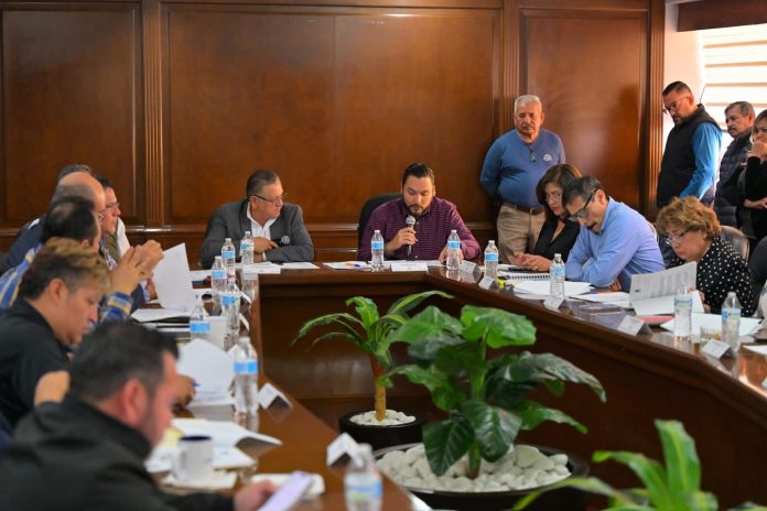 Ayuntamiento espera dictamen del Congreso para llamar a regidores suplentes en Monclova