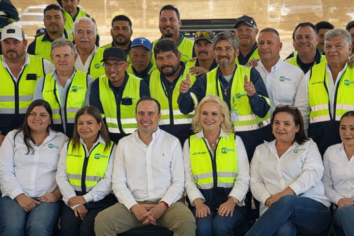 El gobernador Manolo Jiménez anunció una inversión de 221.8 millones de pesos para mejorar la red de agua potable y drenaje en municipios de la Región Carbonífera
