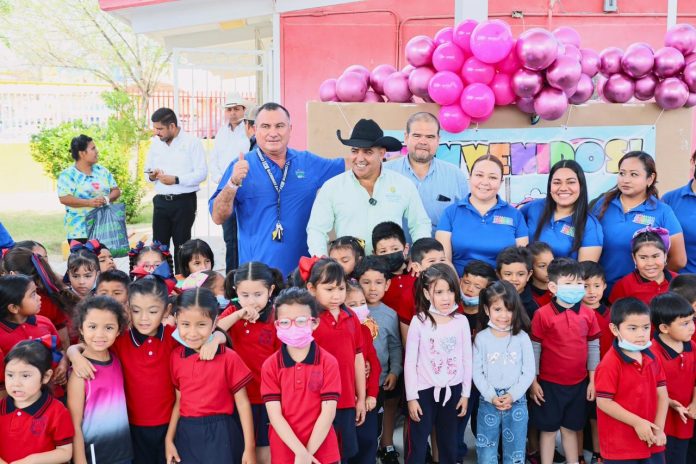 Lleva Chano Díaz Brigada Escolar al Jardín de Niños “Estela V. Barragán”