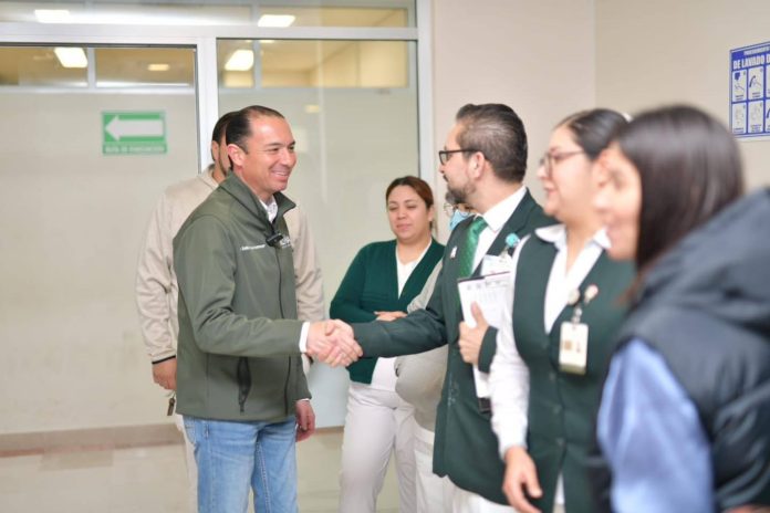 Confirma Emilio de Hoyos llegada de 30 médicos especialistas