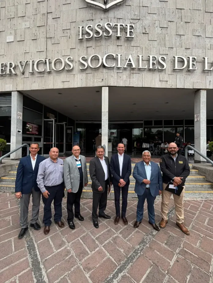 Refuerza Emilio De Hoyos gestiones para hospital del ISSSTE en Acuña