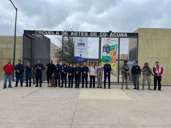 Implementa Seguridad Pública operativo mochila en instituto de la UAdeC