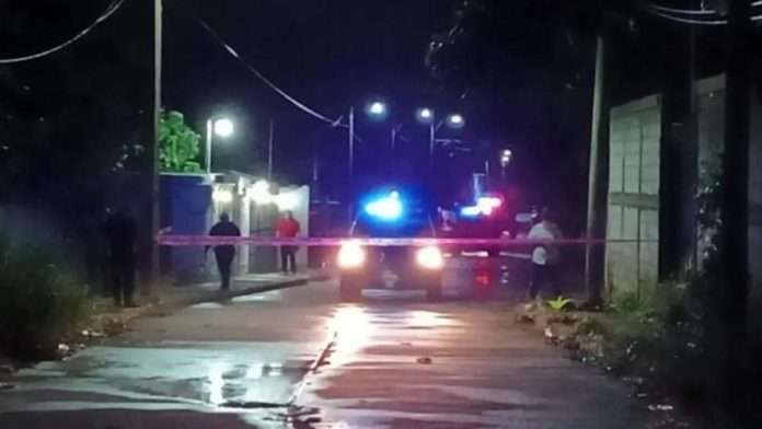 Asesinan a balazos a líder de taxistas
