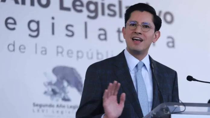 Canciller Roberto Velasco