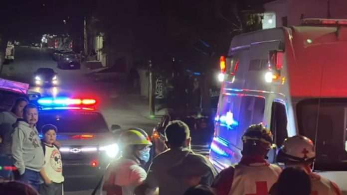 Fuerte accidente de motociclistas en Saltillo deja dos lesionados de gravedad