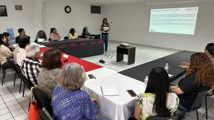 Reunión sobre facilidades de pago IMSS para empresarios de la CMIC Coahuila