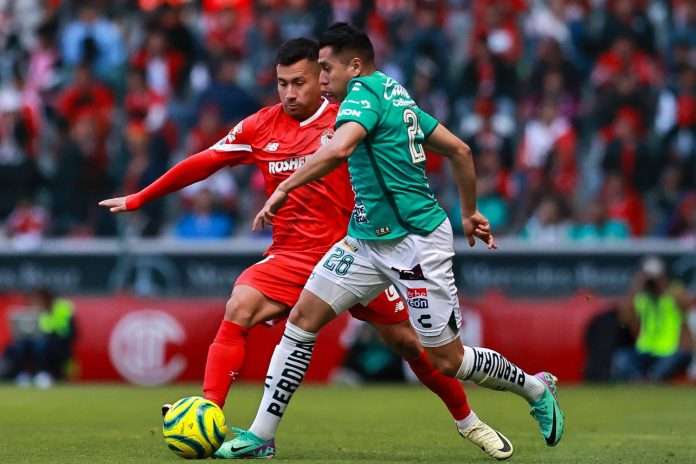 Los Escarlatas vencieron 4-1 a La Fiera en el Nemesio Diez