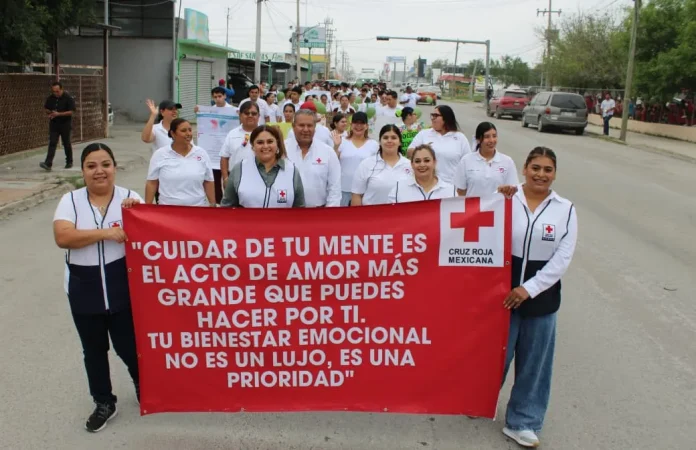 Encabeza Cruz Roja caminata por la salud mental