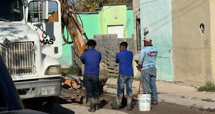 Mantiene Simas atención las 24 horas para fugas de agua