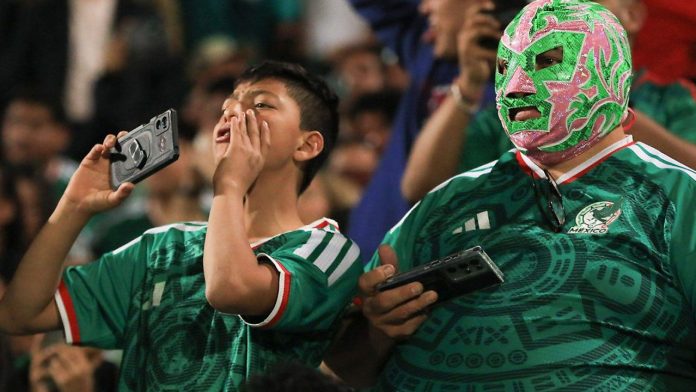 Afición mexicana ve complicado que el Tri llegue lejos en el Mundial 2026, de acuerdo a encuesta de Poligrama