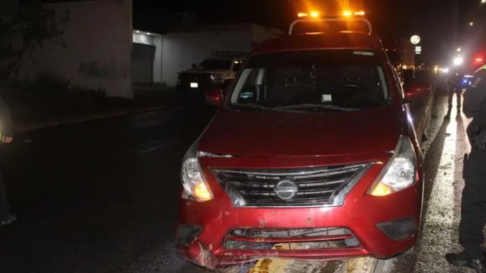 Automovilista sufre accidente