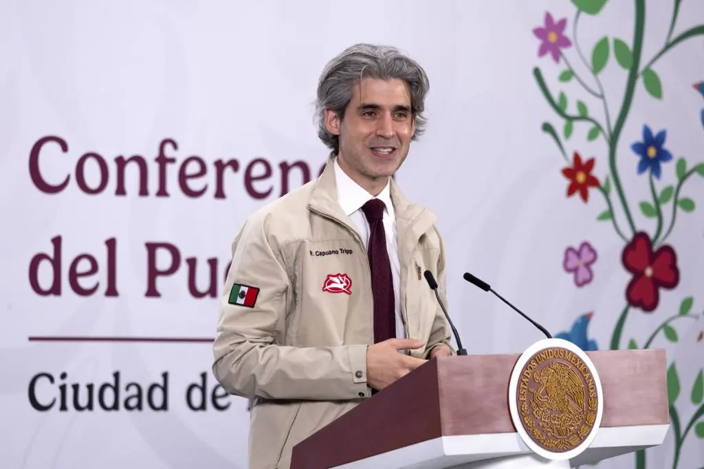 Claudia Sheinbaum presenta el prototipo del minivehículo eléctrico mexicano Olinia