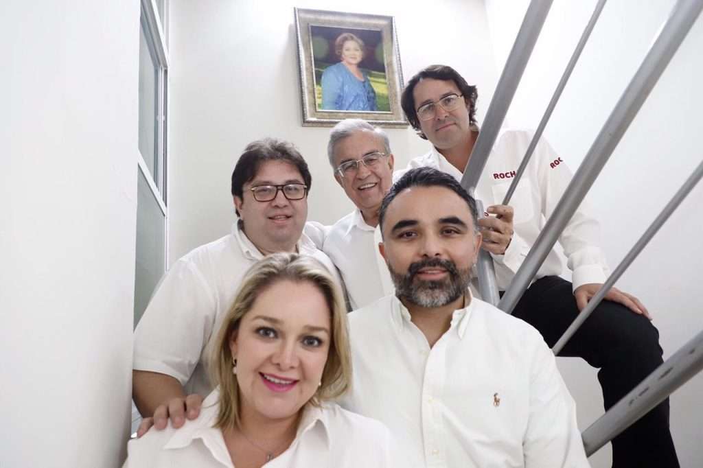 Hijos de Rocha Moya