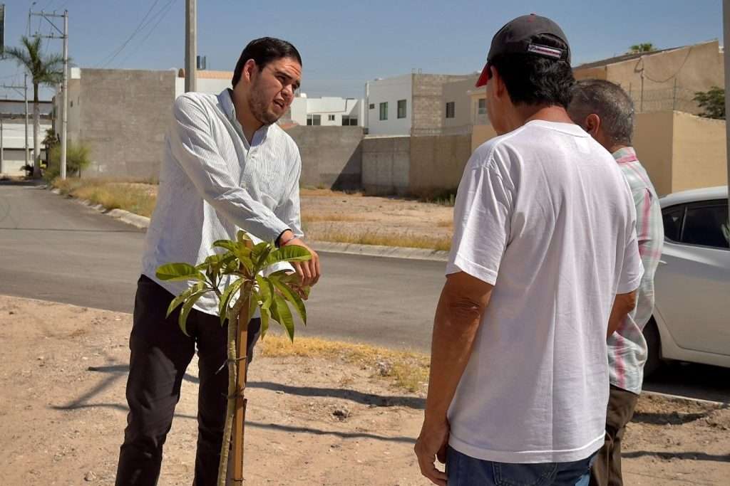 Medio Ambiente atiende solicitud vecinal para la creación de nuevas áreas verdes