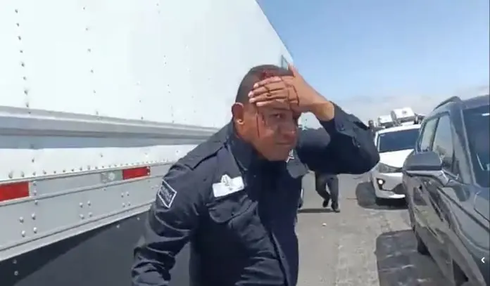 Policía Estatal libera la carretera 57 tras bloqueo de ex trabajadores de AHMSA