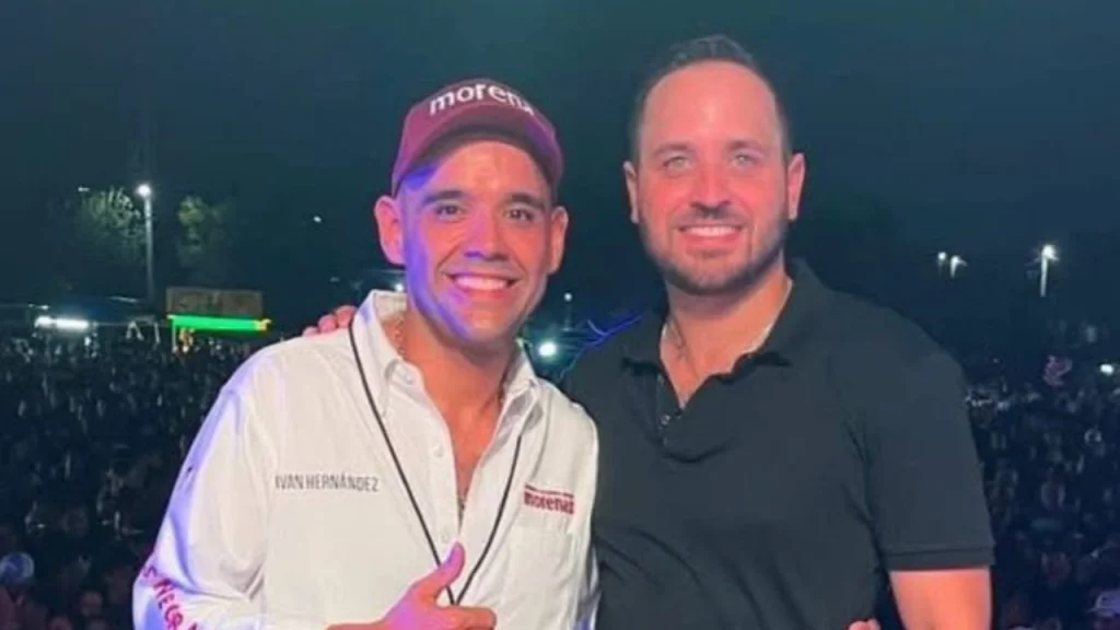 Iván “N”, alias “El Osito” con el alcalde de Piedras Negras, Jacobo Rodríguez