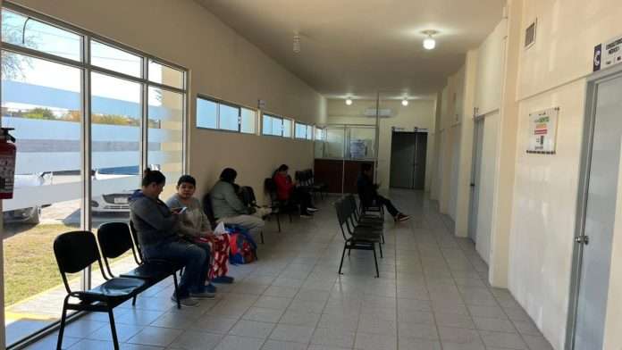 El Centro de Salud de Múzquiz reportó un aumento en consultas por enfermedades gastrointestinales debido a las altas temperaturas
