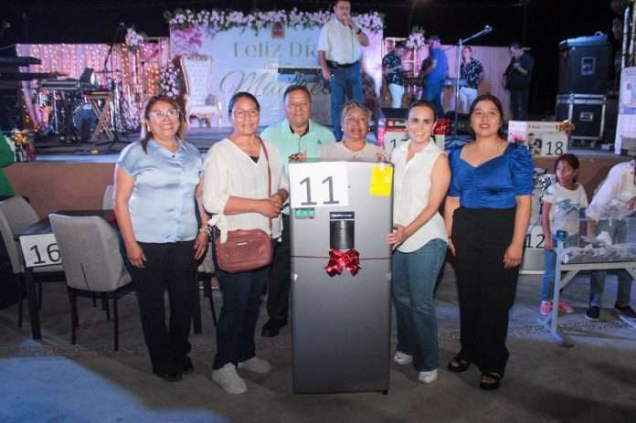 Inician en Minas de Barroterán los festejos del Día de las Madres organizados por el Gobierno Municipal de Múzquiz.