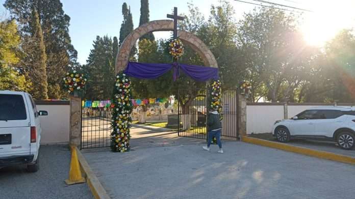 Esperan alta afluencia en panteones por Día de las Madres