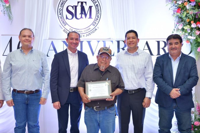 Conmemoran el 46 aniversario del Sindicato Único de Trabajadores Municipales