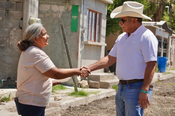 Supervisan etapa final de la pavimentación de la calle Kakanapo