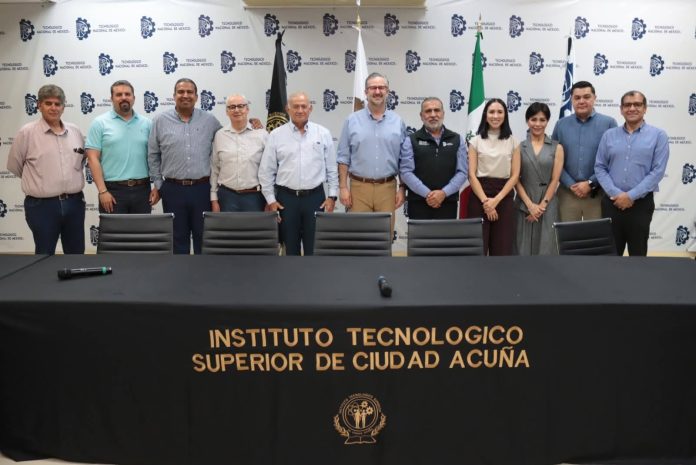 Fortalecen vinculación entre educación y sector productivo en Acuña