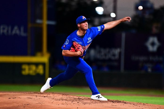 Caliente de Durango se lleva el primero de la serie al derrotar 4-3 a Acereros
