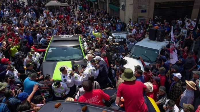 Las protestas de la CNTE podrían afectar el Mundial 2026. El magisterio exige mejoras salariales y advierte movilizaciones en el Zócalo de la CDMX.