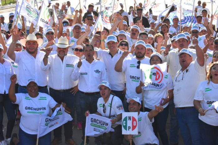 Cientos de ciudadanos participaron en el crucero de cierre de campaña de Héctor Miguel García Falcón “Gachupín” en Nadadores, reafirmando su respaldo al proyecto de la alianza PRI-UDC rumbo a la elección del Distrito 06.