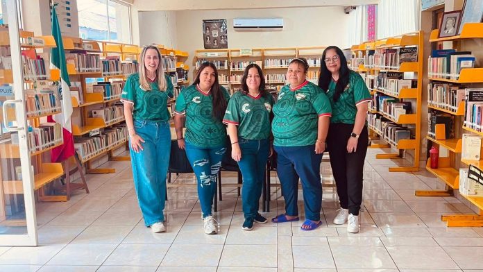 Estudiantes de Múzquiz participaron en la actividad “Bibliotecario por un día” para celebrar el Día del Bibliotecario Coahuilense y reconocer la labor de quienes fomentan la lectura y el conocimiento.