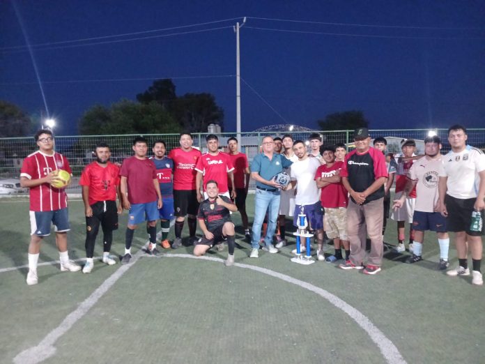 El equipo Leicester City se coronó campeón de la Copa de Fútbol Rápido 6 Esperanzas Coahuila 2026, torneo impulsado por el Gobierno Municipal de Múzquiz.