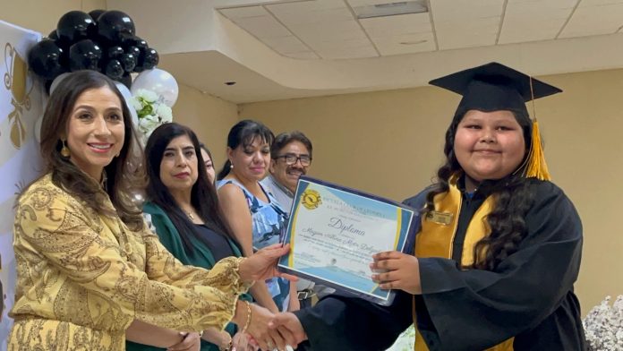 La Escuela Primaria Club de Leones No. 1 de Múzquiz celebró la graduación de 41 alumnos de la generación 2020-2026