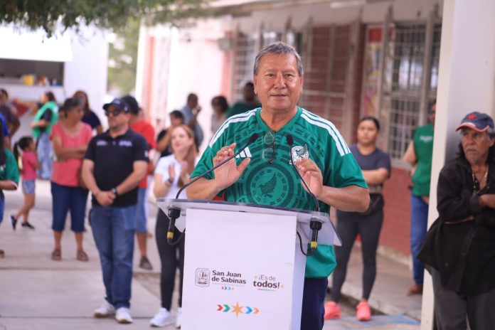 Cumplen Manolo Jiménez y Óscar Ríos con nueva techumbre