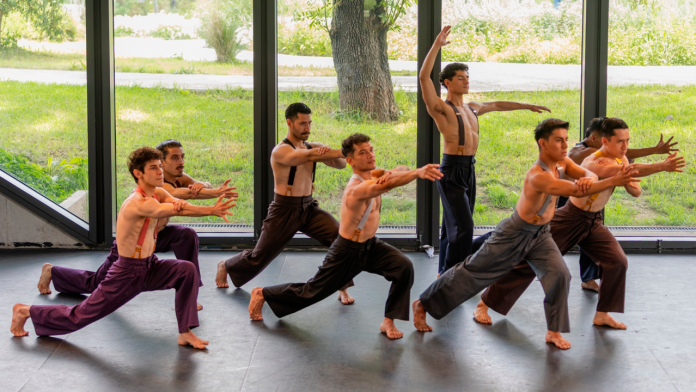 Entre tiempos. Antología de poéticas coreográficas