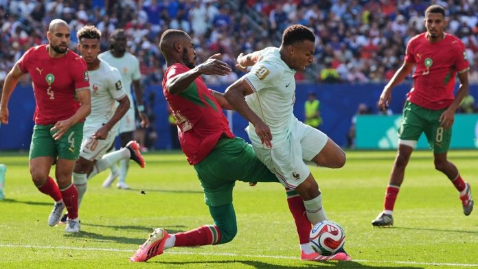 Francia supera a Marruecos