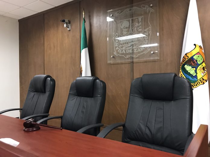 Vinculan a proceso a presunto responsable de robo a la Joyería Omega de Monclova