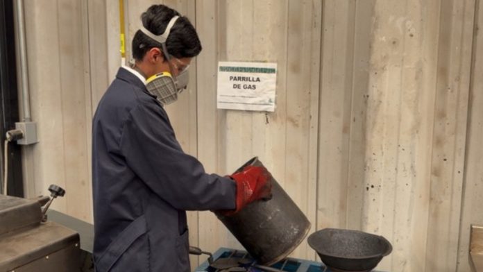 Impulsa SICT el uso del sargazo en materiales de construcción y pavimentos