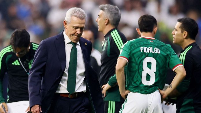 Javier Aguirre defiende su estrategia con la Selección Mexicana tras eliminación ante Inglaterra