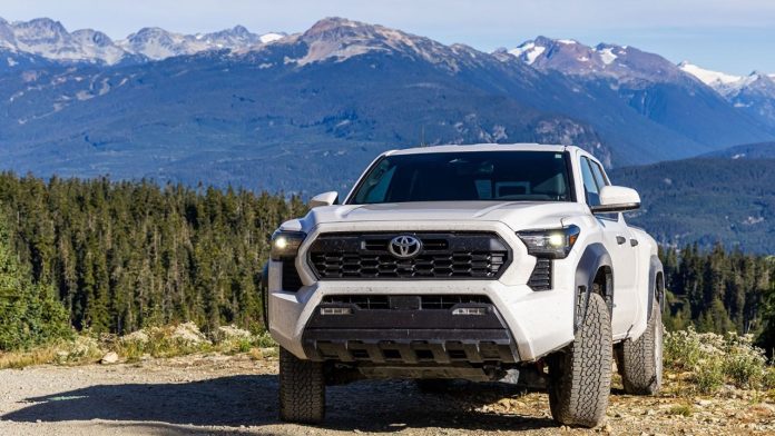 Mantendrá Toyota producción y empleos en México